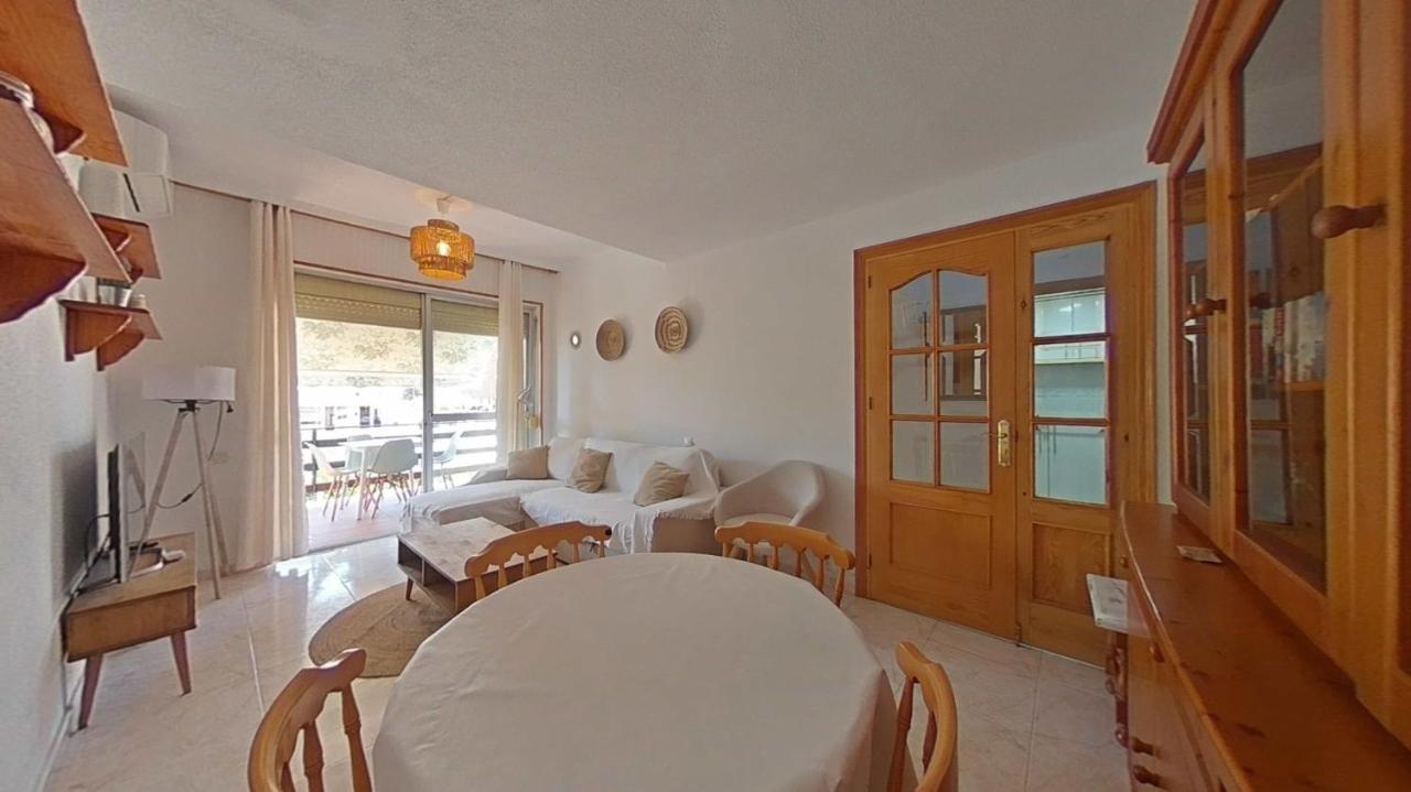 Apartamento Acogedor En La Carihuela Con Plaza De Garaje Garantizada! Sol Montemar Torremolinos Exterior foto