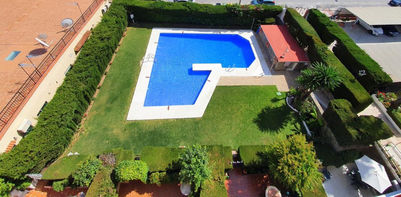 Apartamento Acogedor En La Carihuela Con Plaza De Garaje Garantizada! Sol Montemar Torremolinos Exterior foto